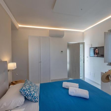 Villa Emanuel White ซอร์เรนโต ภายนอก รูปภาพ