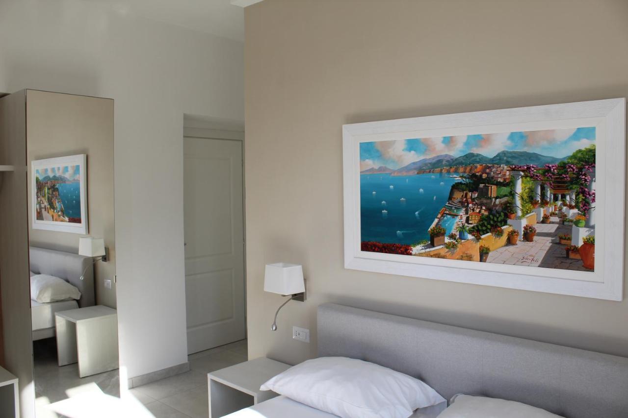 Villa Emanuel White ซอร์เรนโต ภายนอก รูปภาพ
